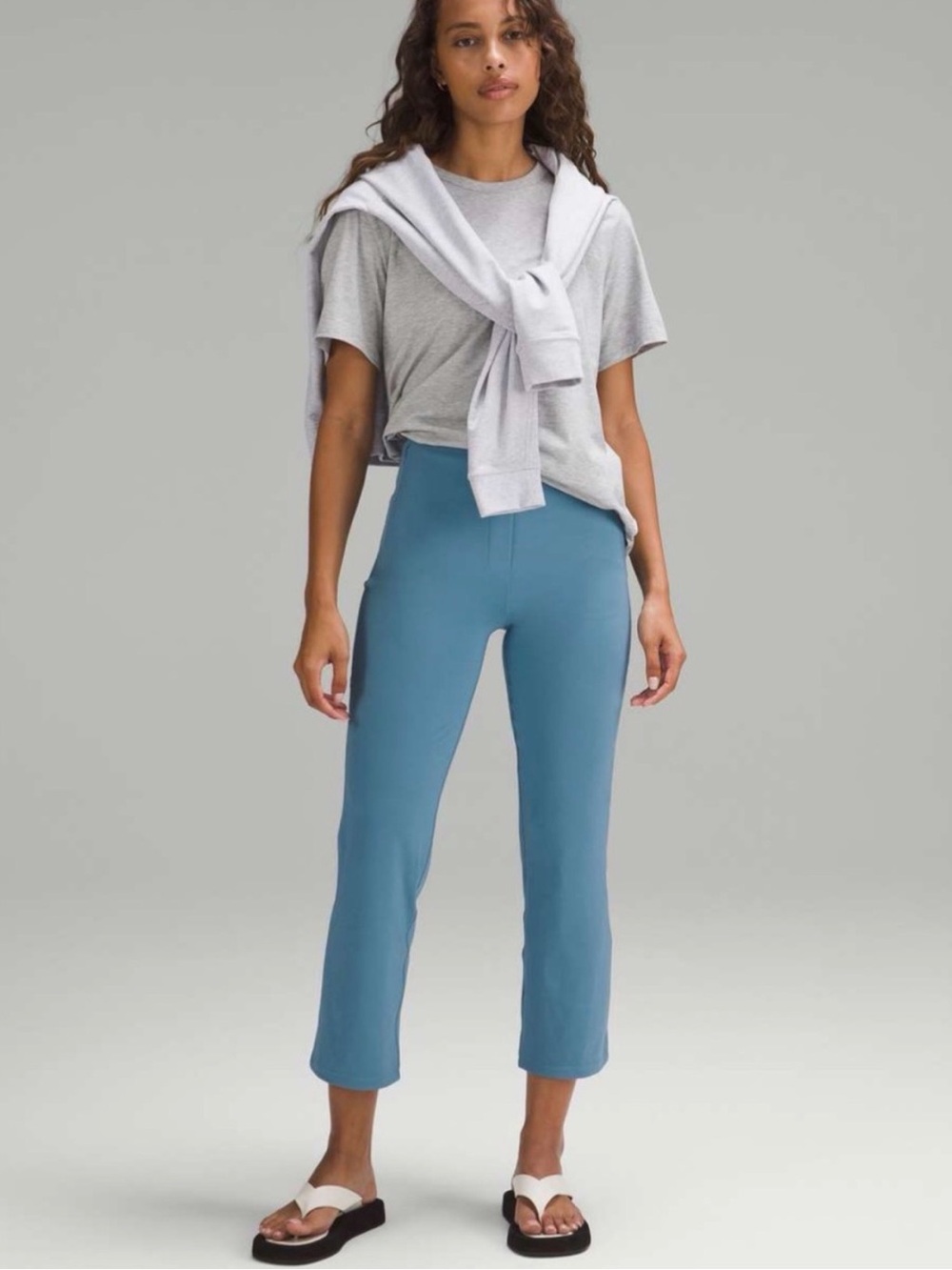 Lululemon Smooth Fit Pull-On High-Rise Cropped Pant Utility Blue 12